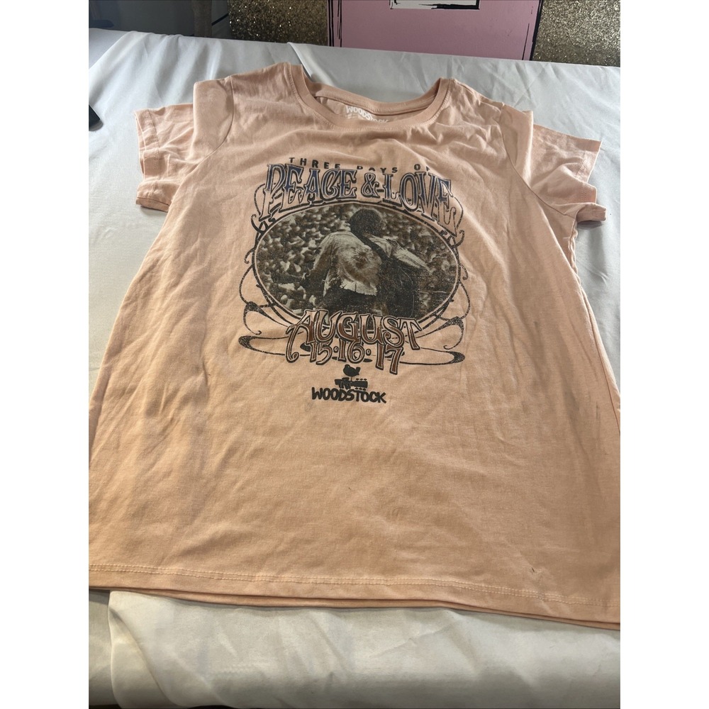Vintage style Woodstock short sleeve‎ sand color shirt